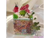 Martisor floral in vas ceramic cu turcoaz 1_1772524173